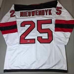 Joe Nieuwendyk HOF 11 Signed New Jersey Devils Custom Jersey Beckett Witness